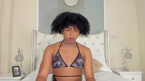 Snapshot of ambar_colling chatting on February 28, 2025, 5:04 pm Ambar Colling online show from February 28, 2025, 5:04 pm