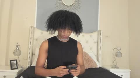 Snapshot of ambar_colling chatting on March 3, 2025, 1:09 pm Ambar Colling online show from March 3, 2025, 1:09 pm