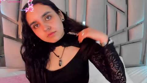   online show from January 20, 2025, 7:04 pm