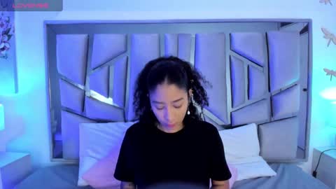   online show from February 6, 2025, 11:21 am