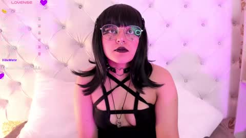   online show from September 29, 2025, 12:49 am