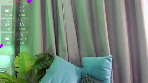 Snapshot of ambar_devon chatting on February 4, 2026, 7:09 pm online show from February 4, 2026, 7:09 pm