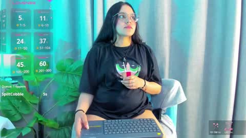 Snapshot of ambar_devon chatting on February 6, 2026, 7:17 pm online show from February 6, 2026, 7:17 pm
