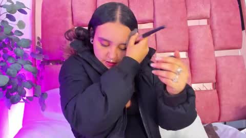 Snapshot of ambar_devon chatting on February 18, 2026, 11:39 am online show from February 18, 2026, 11:39 am