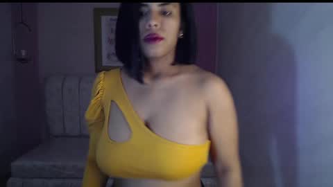 Ambar online show from October 7, 2025, 3:04 am