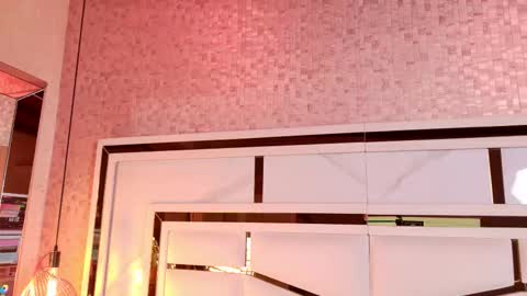 Julieta  online show from November 6, 2025, 11:33 am