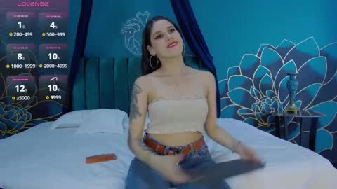 Snapshot of ambardupont chatting on March 9, 2025, 12:21 am Ambar online show from March 9, 2025, 12:21 am