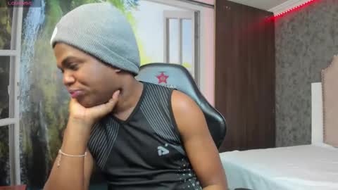 ambargil__ online show from October 15, 2025, 6:57 am