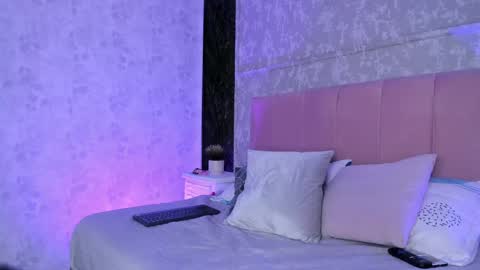 Snapshot of ambarina_ chatting on April 25, 2026, 1:41 pm Ambarina online show from April 25, 2026, 1:41 pm