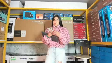 Snapshot of ambarina_ chatting on May 13, 2026, 11:29 am Ambarina online show from May 13, 2026, 11:29 am
