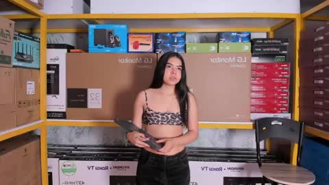 Snapshot of ambarina_ chatting on May 16, 2026, 11:31 am Ambarina online show from May 16, 2026, 11:31 am