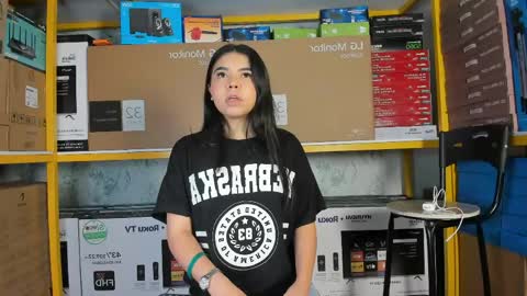 Snapshot of ambarina_ chatting on May 19, 2026, 11:49 am Ambarina online show from May 19, 2026, 11:49 am