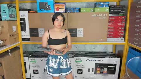 Snapshot of ambarina_ chatting on June 6, 2026, 11:37 am Ambarina online show from June 6, 2026, 11:37 am