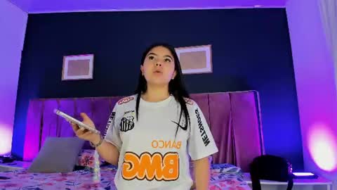 Snapshot of ambarina_ chatting on June 13, 2026, 11:41 am Ambarina online show from June 13, 2026, 11:41 am