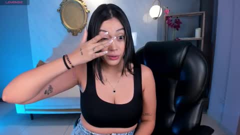 Ambar  online show from September 17, 2025, 11:56 am