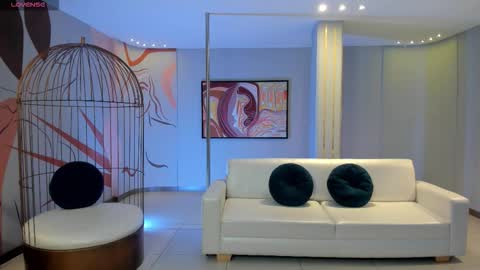 Ambar  online show from October 6, 2025, 11:07 am