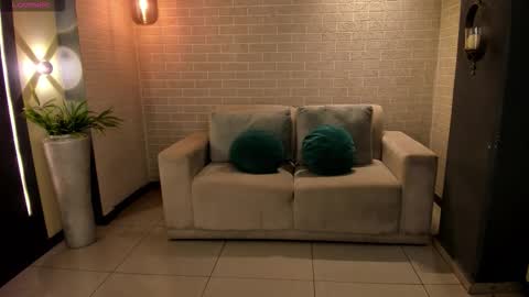 Ambar  online show from October 10, 2025, 10:47 am