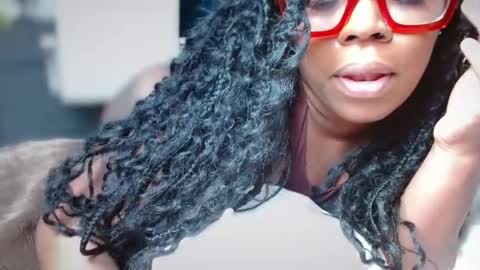 Snapshot of ambarose88 chatting on May 19, 2026, 5:14 am Amoya online show from May 19, 2026, 5:14 am