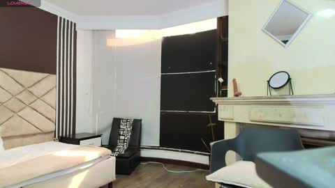 Ambar Ross online show from December 13, 2024, 7:10 pm