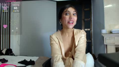 Ambar Ross online show from February 5, 2025, 1:26 am