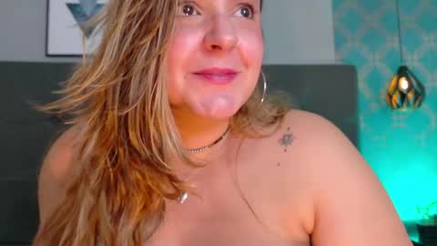 Snapshot of ambarroberts chatting on April 29, 2026, 5:30 pm Ambar online show from April 29, 2026, 5:30 pm