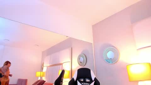 AmbarSantany  online show from February 3, 2025, 11:47 pm