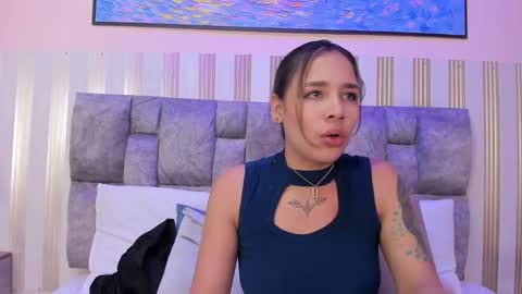 amber__moon_ online show from January 12, 2026, 2:00 pm