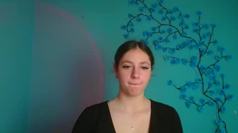 Amber online show from April 9, 2026, 5:40 am