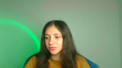 Snapshot of amber__r chatting on April 24, 2026, 5:43 am Amber online show from April 24, 2026, 5:43 am