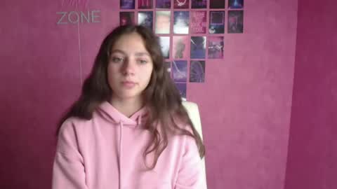 Snapshot of amber__r chatting on May 14, 2026, 5:14 am Amber online show from May 14, 2026, 5:14 am