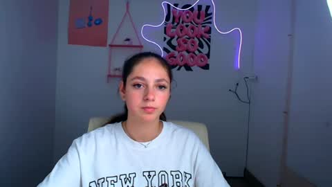 Snapshot of amber__r chatting on June 30, 2026, 11:11 am Amber online show from June 30, 2026, 11:11 am