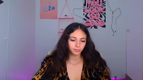 Snapshot of amber__r chatting on July 20, 2026, 5:33 am Amber online show from July 20, 2026, 5:33 am