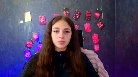 Snapshot of amber__r chatting on July 24, 2026, 5:49 am Amber online show from July 24, 2026, 5:49 am
