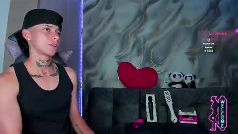Snapshot of amber_adams_ chatting on June 25, 2026, 7:40 pm Amber online show from June 25, 2026, 7:40 pm
