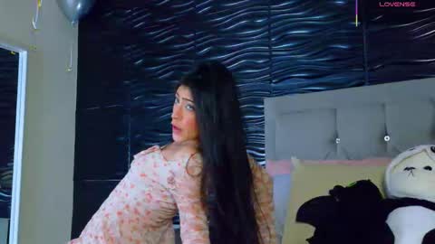 amber_bull online show from January 16, 2026, 12:09 pm