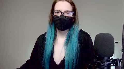 Amber non-nude model online show from December 30, 2024, 1:04 am