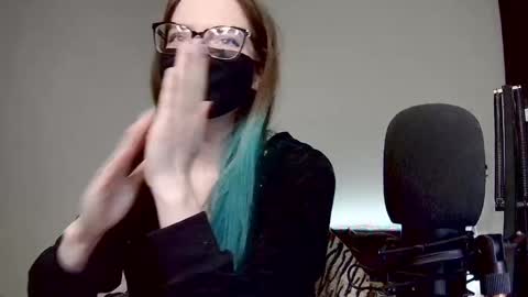 Amber non-nude model online show from February 5, 2025, 2:29 am