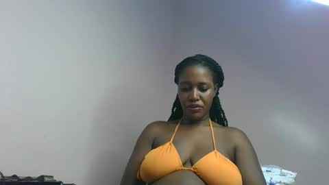 amber_cutie2 online show from April 9, 2026, 12:21 am