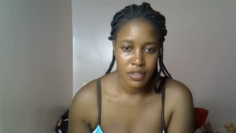 Snapshot of amber_cutie2 chatting on July 12, 2026, 5:04 pm amber_cutie2 online show from July 12, 2026, 5:04 pm