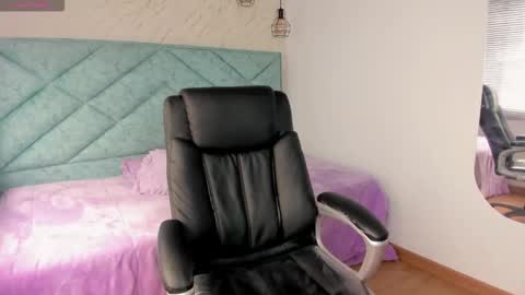 Amber online show from October 26, 2025, 6:03 pm