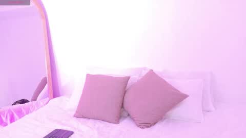 Snapshot of ambercollinns chatting on November 30, 2025, 11:25 am Amber Collins online show from November 30, 2025, 11:25 am