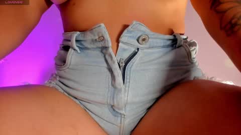 Amber Collins online show from April 7, 2026, 8:42 pm