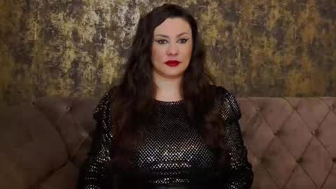 Snapshot of ambercrost chatting on February 16, 2026, 7:26 am Goddess Amber online show from February 16, 2026, 7:26 am