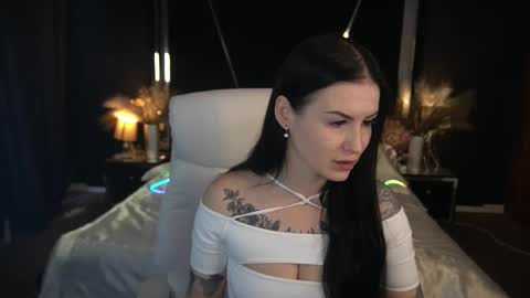 Anna online show from November 12, 2025, 7:20 am