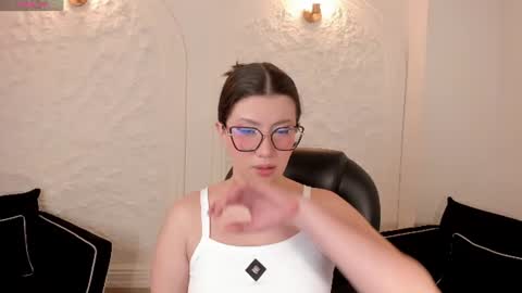 Snapshot of amberfarrell chatting on June 23, 2026, 8:18 pm Amber online show from June 23, 2026, 8:18 pm