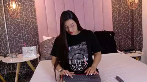 Amber online show from November 24, 2025, 12:49 pm