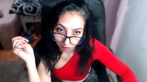 Snapshot of amberfox735 chatting on December 2, 2025, 6:41 am amberfox735 online show from December 2, 2025, 6:41 am