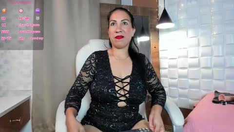 Snapshot of amberjoymilf chatting on January 12, 2026, 12:32 pm Amber online show from January 12, 2026, 12:32 pm