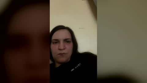 amberkni online show from February 17, 2026, 8:33 am