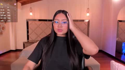 Amber  online show from November 22, 2025, 3:05 am